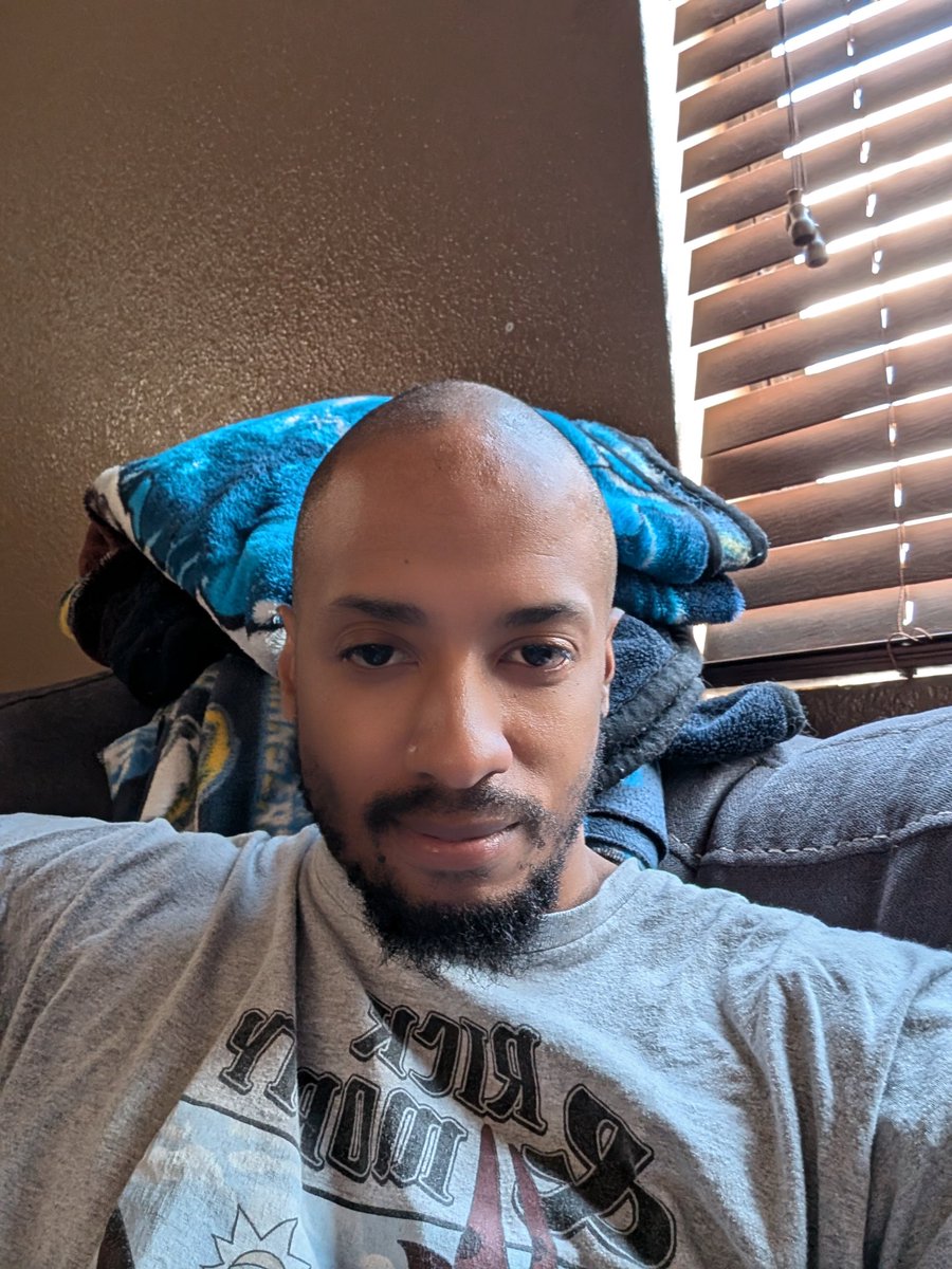 KidfrmWF's tweet photo. New place, New comfortability. https://t.co/r6JBVALloV