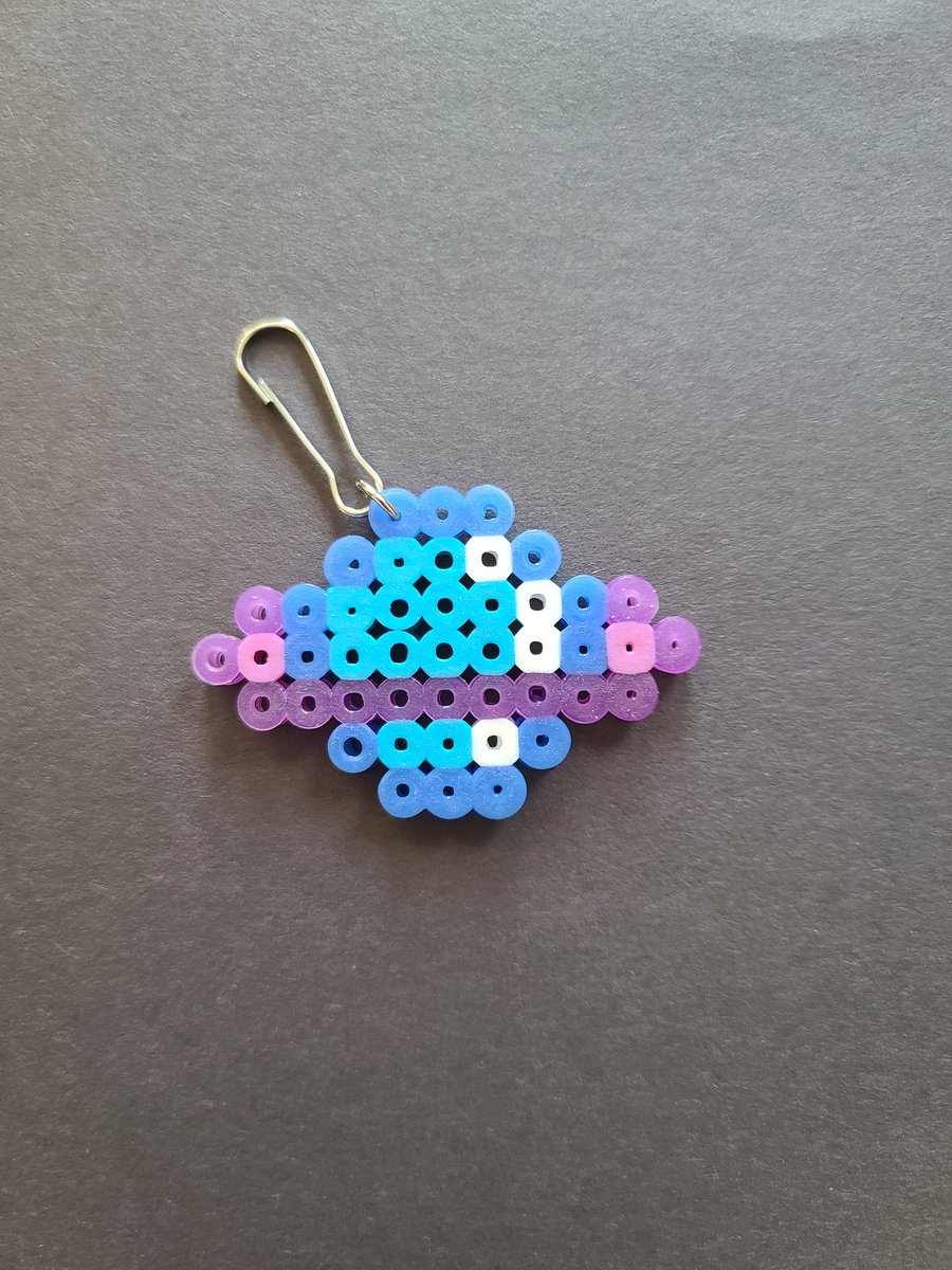 Hello everybody!!! I hope everyone is excited for SDCC this weekend. Time to blast off with this cute Saturn planet keychain!! 🌌

#SDCC2024 #Space #Saturn #keychaindrop #critterdrop