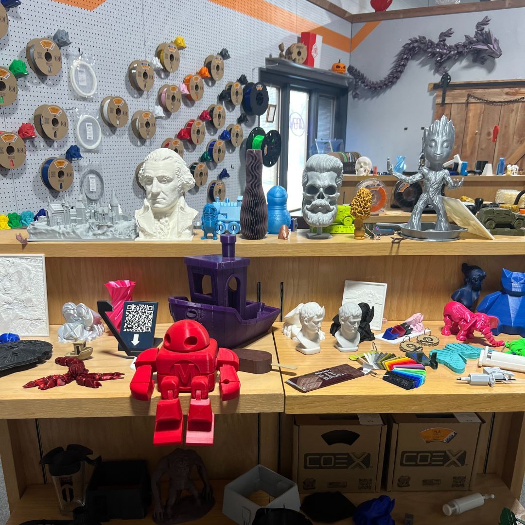 Thank you to Coex3d for hosting the NEWMA event last week! Our strategist, Cvetko Georgevich, was able to meet other members and learn a bit about the 3D printing process from Coex3D Technician, Nick Mattio.