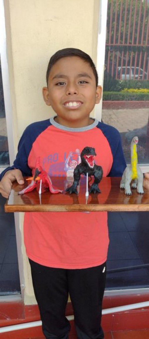 RicardoBSalinas's tweet image. Recibí un mensaje directo que me llenó de alegría el corazón y que pedí permiso de compartir con ustedes porque creo que estos mensajes se deben compartir para que quienes estén pasando por un mal momento tengan esperanza de que todo va a estar bien.

Todos los días que llego a…