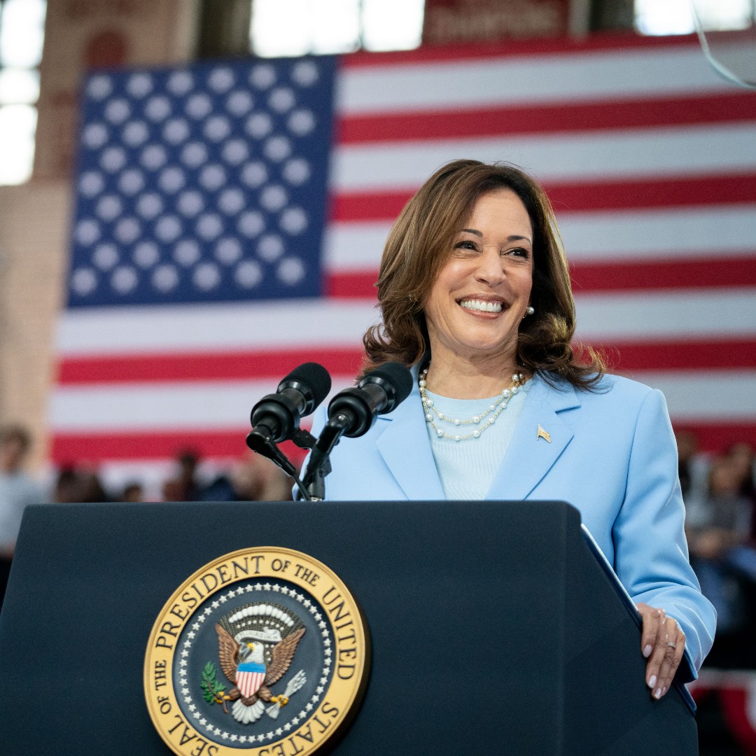 UniteCountryPAC's tweet image. Let’s win this, @KamalaHarris!