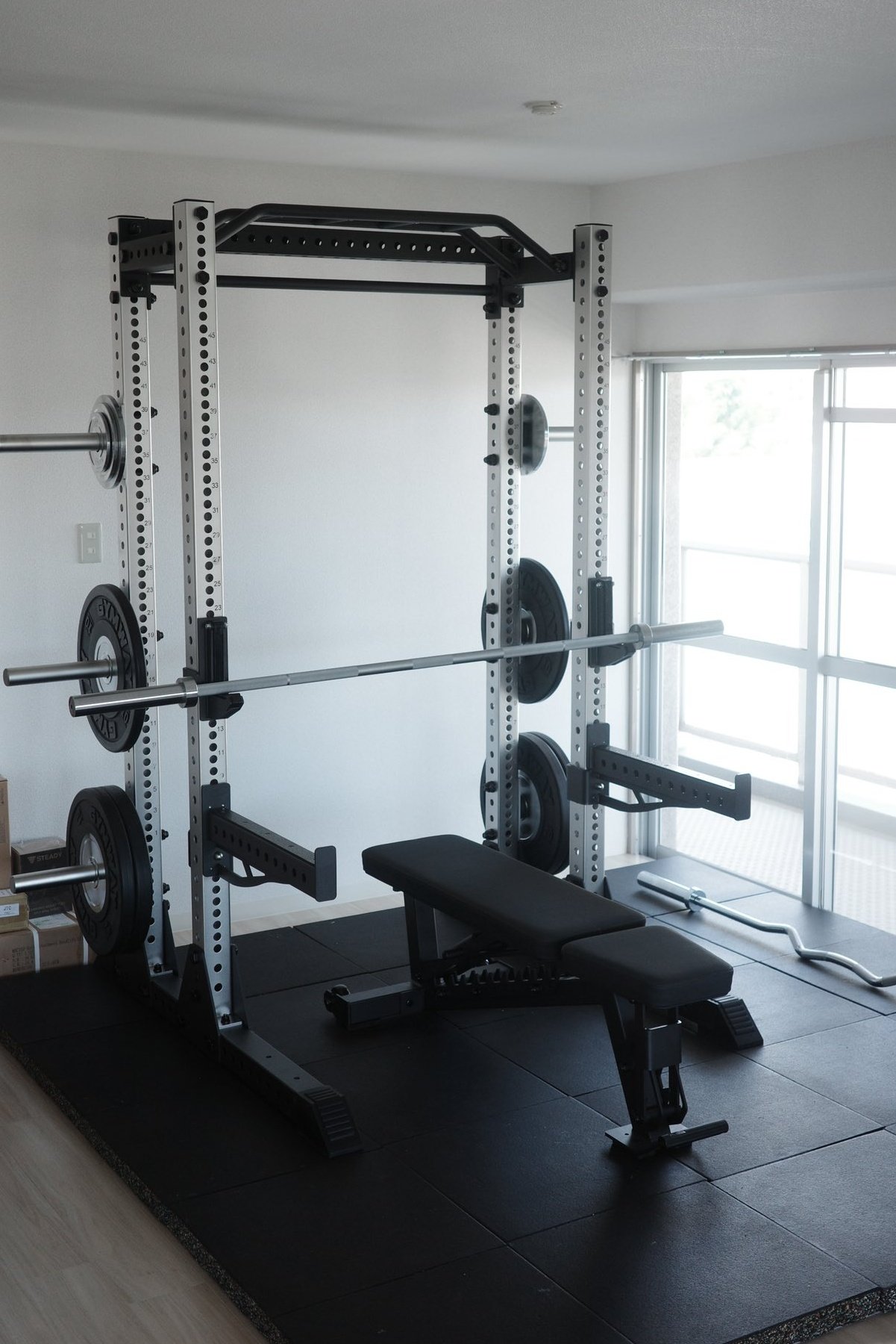 STEADY ハーフラック10回以内の利用直接引取OK