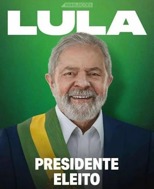 Lula em 2026 vai fazer 81 anos de idade, caso ele concorra a reeleição vc vota nele?
Eu: sempre 
rt 
Sigo todos de volta
