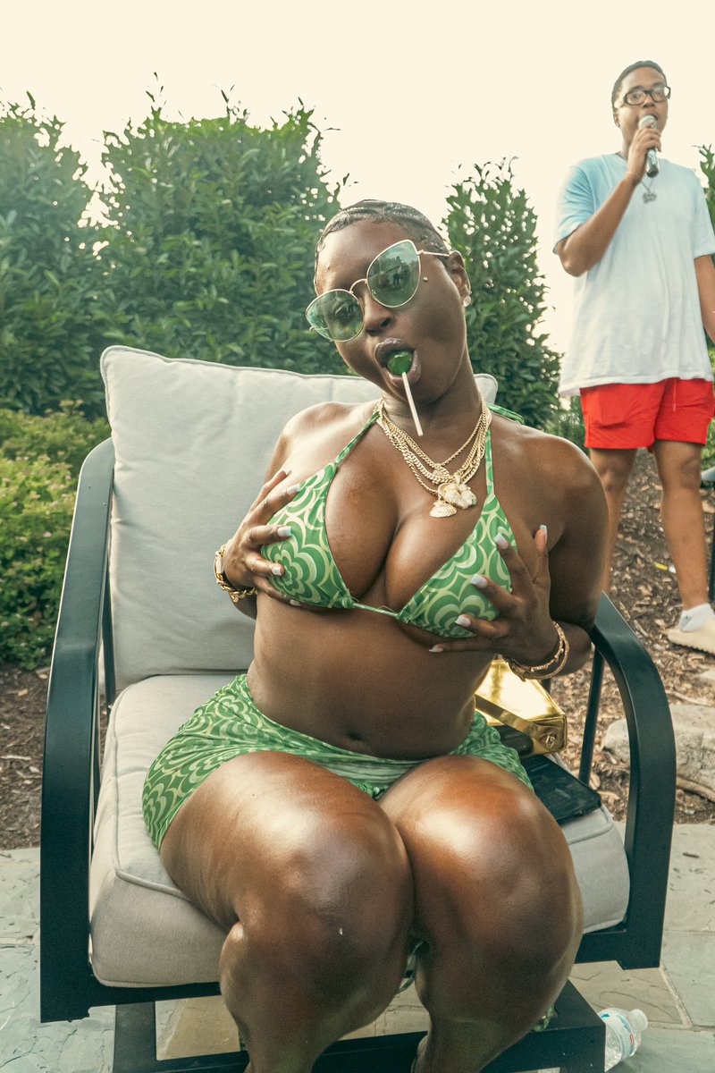 fatsview tweet picture