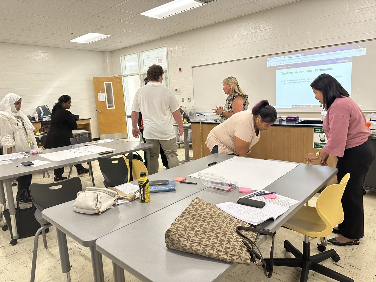 Austin C Wilson (@acwscience) on Twitter photo HCS newest secondary science Ts engaged in a phenomenon task this afternoon! We had such great conversations about how science should look! #HenryDiscovers #WinningForKids <a href="/klbsci/">Kaneice Bembry (KB)</a> HCS newest secondary science Ts engaged in a phenomenon task this afternoon! We had such great conversations about how science should look! #HenryDiscovers #WinningForKids <a href="/klbsci/">Kaneice Bembry (KB)</a>