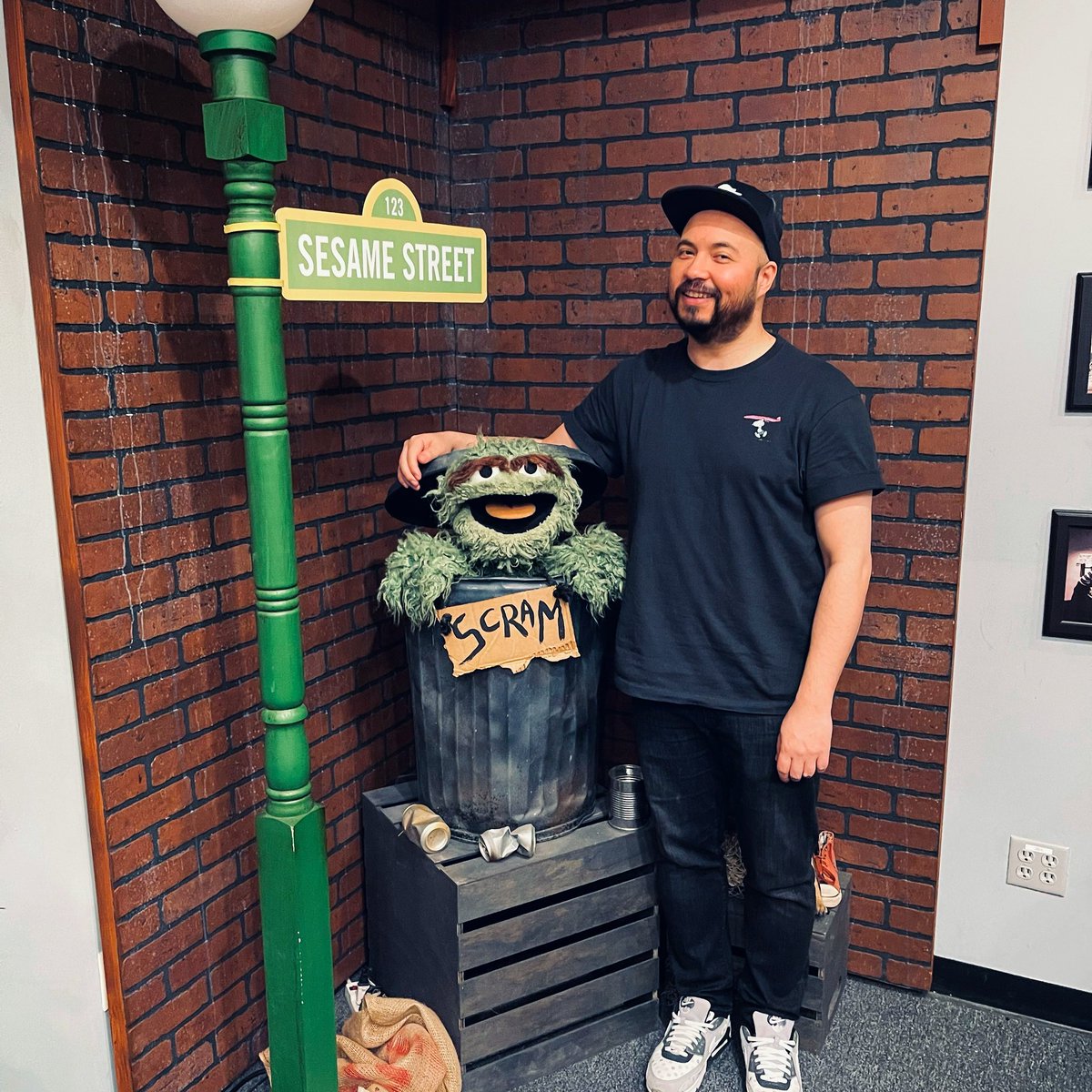 Jedshepherd's tweet photo. I finally watched Jim Henson: Idea Man. Has there ever been an entertainer, so driven to make the world a better place? What an incredible guy!

I’m so glad I got to go to the creature shop and work with them. I hope I get to do it again soon. https://t.co/FI8yzMGCov
