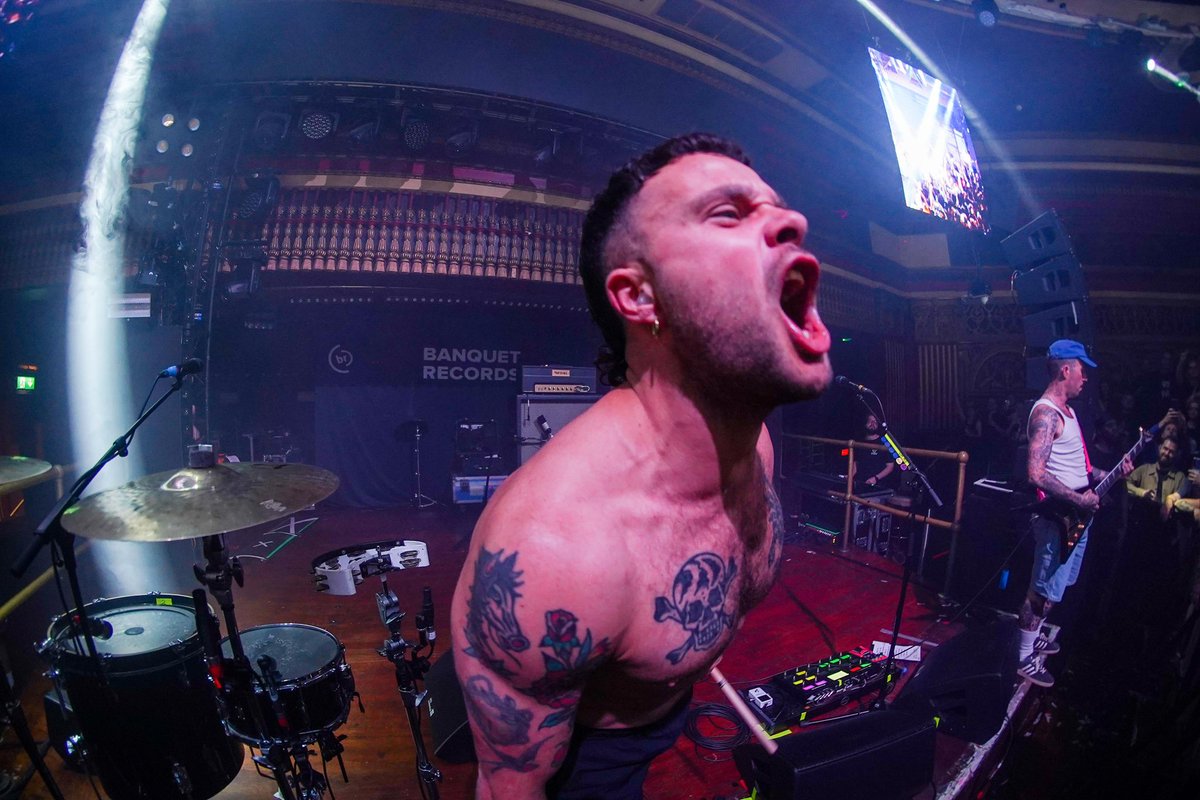 BanquetRecords's tweet photo. Soft Play with another phenomenal show, back in Kingston in support of new album Heavy Jelly
📷: @BobbyVMedia https://t.co/yMG2nMFASn
