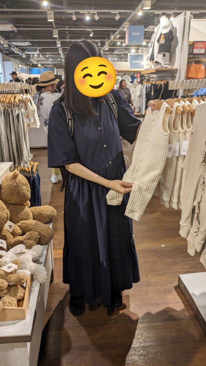 爆益乙女さるこちゃん (@sukosuko_saruko) on Twitter photo 【初マタの苦悩】
少し前にベビー服を見てきましたぁ👶🏻
サイズも季節感も何がいいのか分からず…
店員さんに勧められた肌着とロンパースを購入!
とりあえずベビーが裸の大将で過ごす心配は無さそうε-(´∀`;)ホッ
ベビー用品て何をどのくらい揃えればいいのやら?難しいね👶🏻🍼
 #初マタ 【初マタの苦悩】
少し前にベビー服を見てきましたぁ👶🏻
サイズも季節感も何がいいのか分からず…
店員さんに勧められた肌着とロンパースを購入!
とりあえずベビーが裸の大将で過ごす心配は無さそうε-(´∀`;)ホッ
ベビー用品て何をどのくらい揃えればいいのやら?難しいね👶🏻🍼
 #初マタ