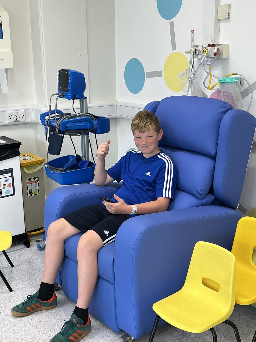 Realities of a chronic illness, first day of the school holidays spent at hospital all day having his biologic immunotherapy treatment as part of a clinical trial. But it’s all smiles from Evan as his treatment is working and he’s in medicated remission 💜 #jia