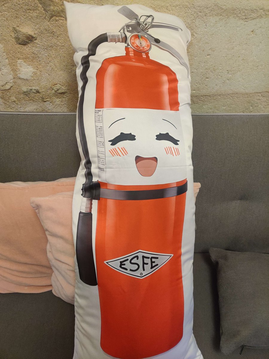 It was with me through all the horror of SOMA, and it now protects me in real life.. I will always cherish my emotional support fire extinguisher... 🥰 thankyou Jawkins 🥺