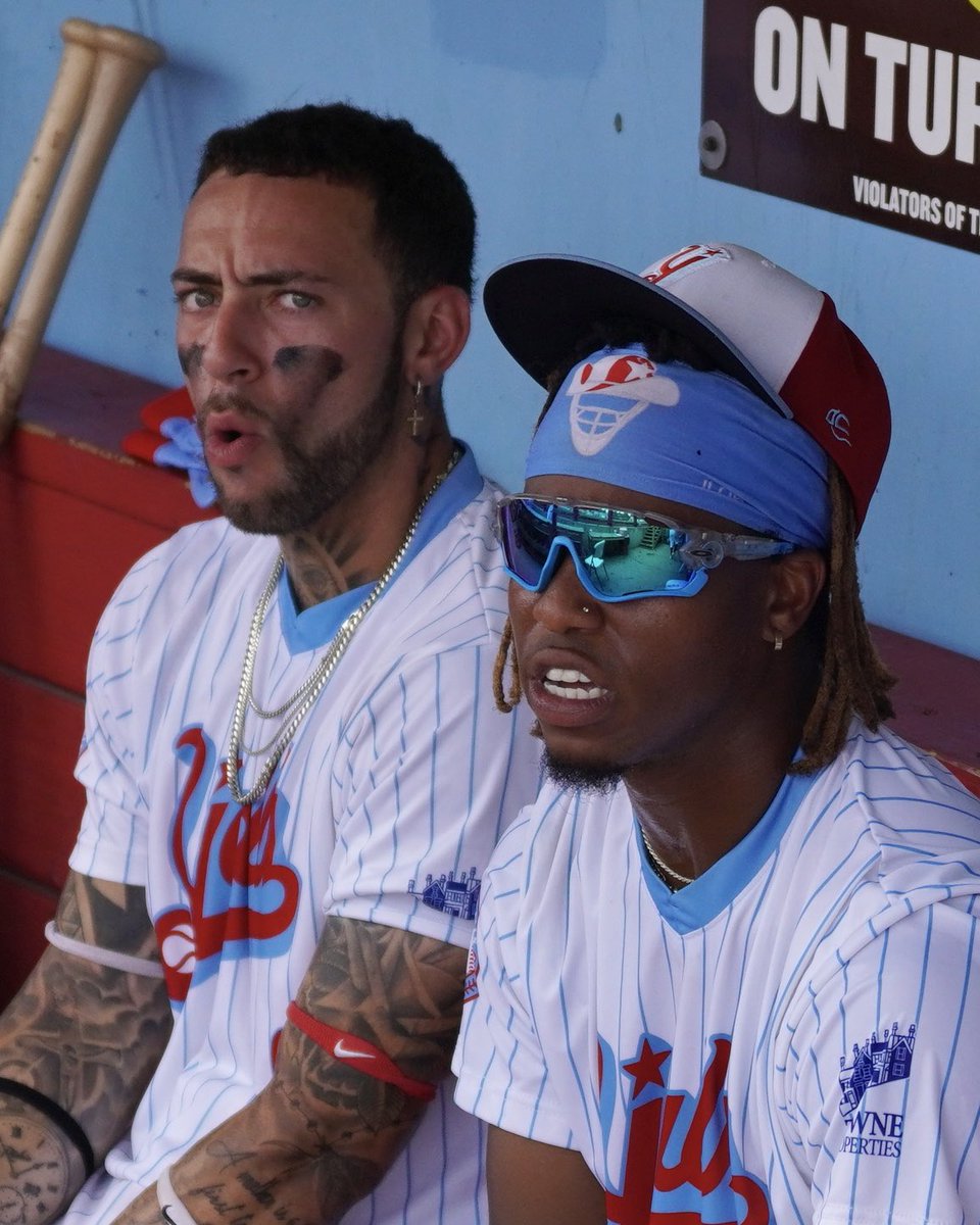 Her: “You better not be playin’ that College Football game all night”

Me: “I won’t, just gotta spend these recruiting hours real quick”

*Also me looking @ the clock @ 3am* :