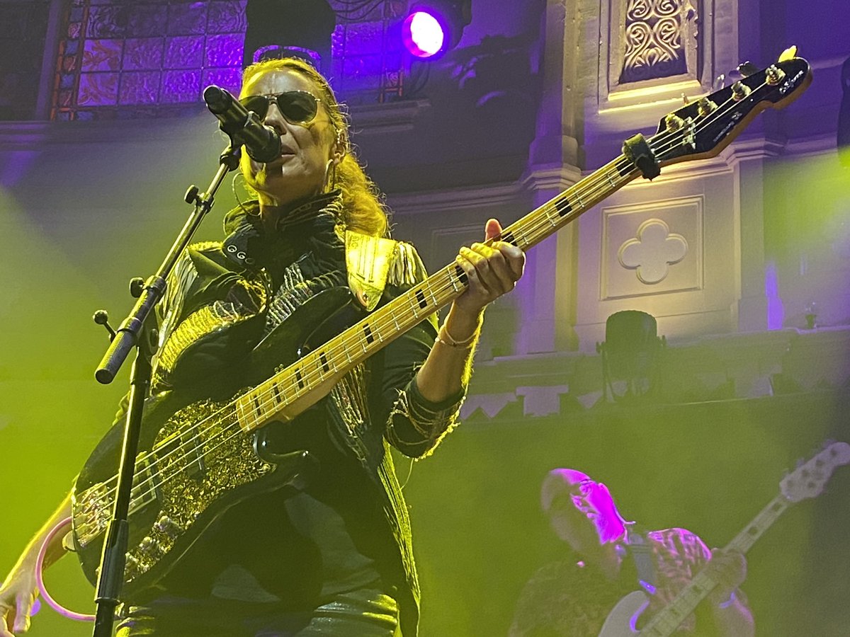 Johnny Reuvers (@jodude911) on Twitter photo <a href="/idanielsenbass/">ida nielsen</a> Thanx for livening up the party at the Purple Jam this evening. You sure did put the fun in funky again tonight! <a href="/idanielsenbass/">ida nielsen</a> Thanx for livening up the party at the Purple Jam this evening. You sure did put the fun in funky again tonight!