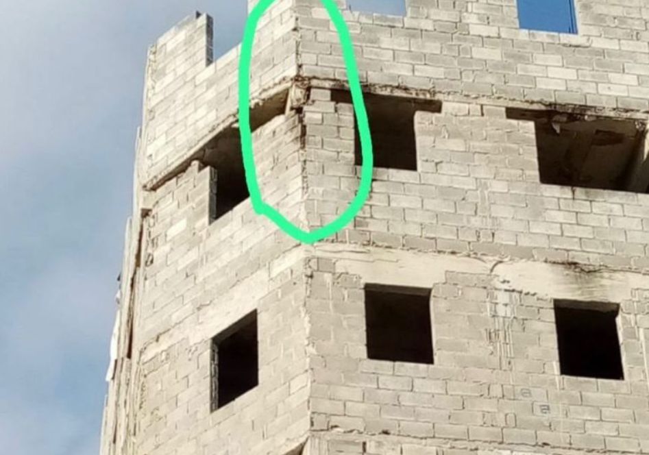 remolacha's tweet photo. Tribunal ordena demolición de edificio construido sin columnas en Herrera https://t.co/irSzaBU3qY

#remolachanet https://t.co/ybWnAPDpQP