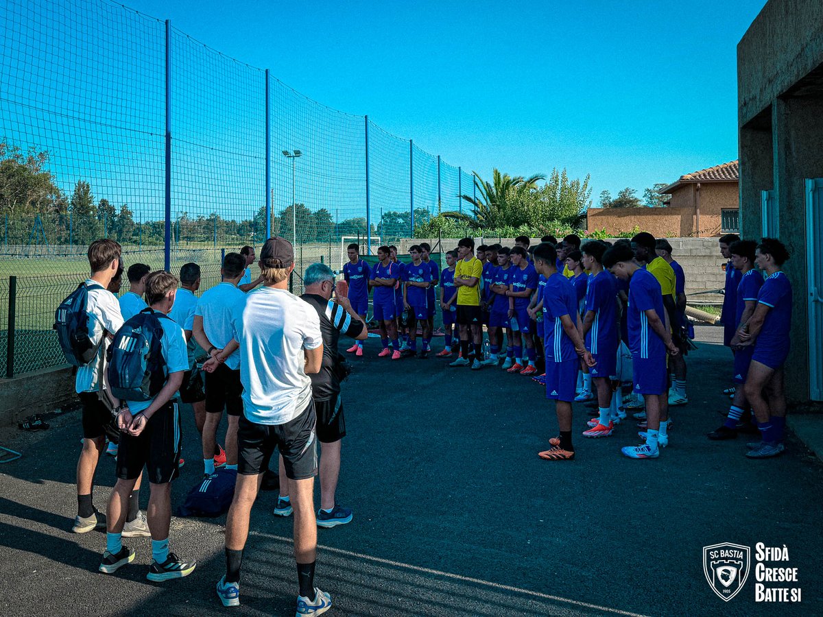 SCBFurmazione's tweet photo. Ghjornu di ripresa per i giovani #U17 Naziunali è #U18 R1 in Borgu ! 📸 💙 https://t.co/vppxCXRp9I