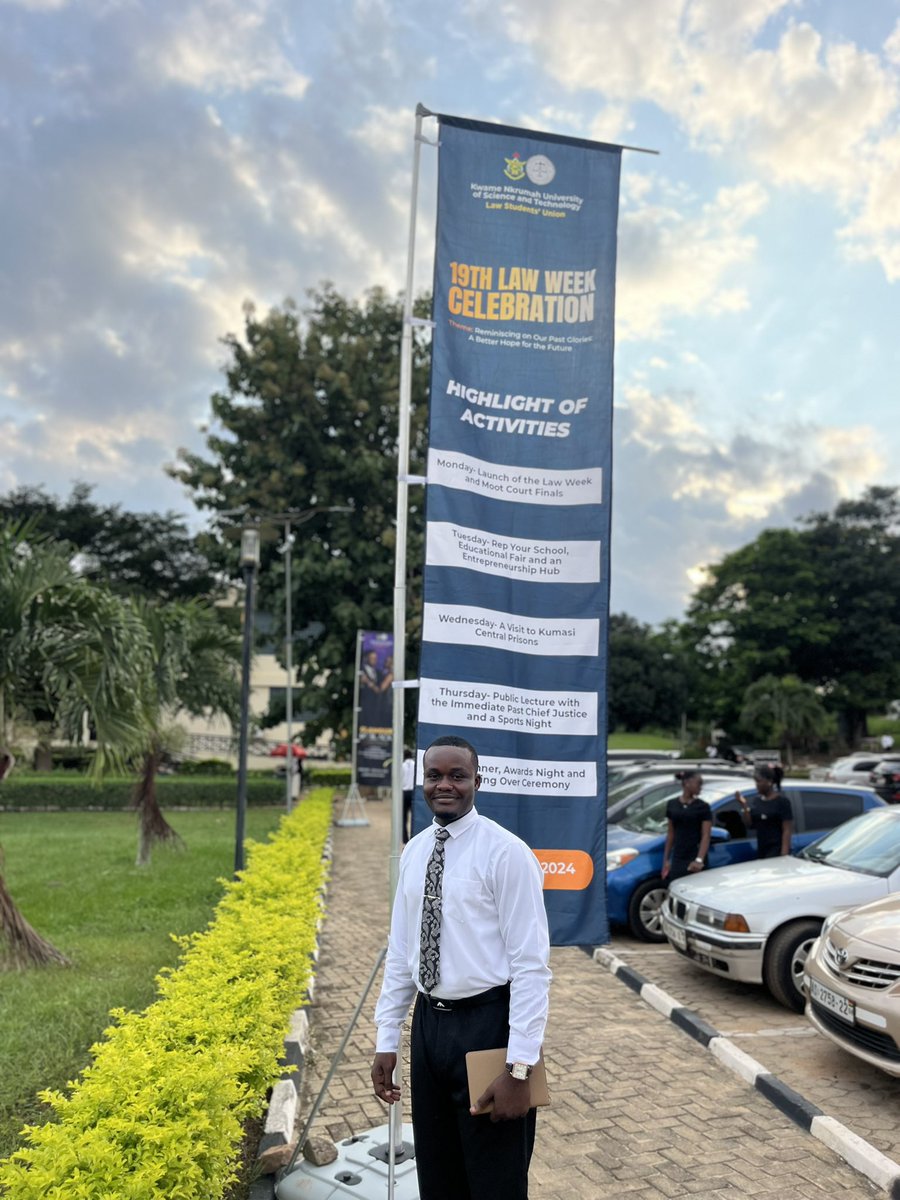 _AgyeiGyebi's tweet image. The faculty of law under the college of humanities and social sciences week’s celebration begins today⚖️. 
Black and White Monday 🤌🏾⚫️⚪️
#LawWeek