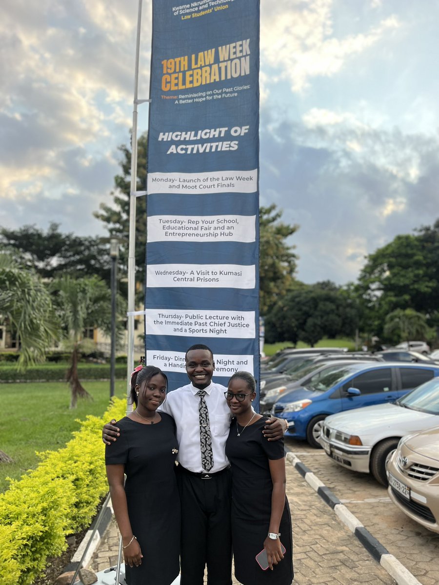 _AgyeiGyebi's tweet image. The faculty of law under the college of humanities and social sciences week’s celebration begins today⚖️. 
Black and White Monday 🤌🏾⚫️⚪️
#LawWeek