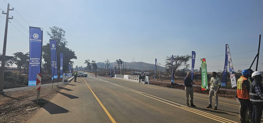 Felix Tapiwa Mhona (@mhonafelix) on Twitter photo Today we officially opened the Gwebi Bridge along old Mazowe Road & an additional 4km on the same road as we continue to prioritise infrastructural development in line with Vision 2030. We are proud that we are developing our country using our own local resources
<a href="/MinistryofTID/">Ministry of Transport - Zimbabwe</a> Today we officially opened the Gwebi Bridge along old Mazowe Road & an additional 4km on the same road as we continue to prioritise infrastructural development in line with Vision 2030. We are proud that we are developing our country using our own local resources
<a href="/MinistryofTID/">Ministry of Transport - Zimbabwe</a>