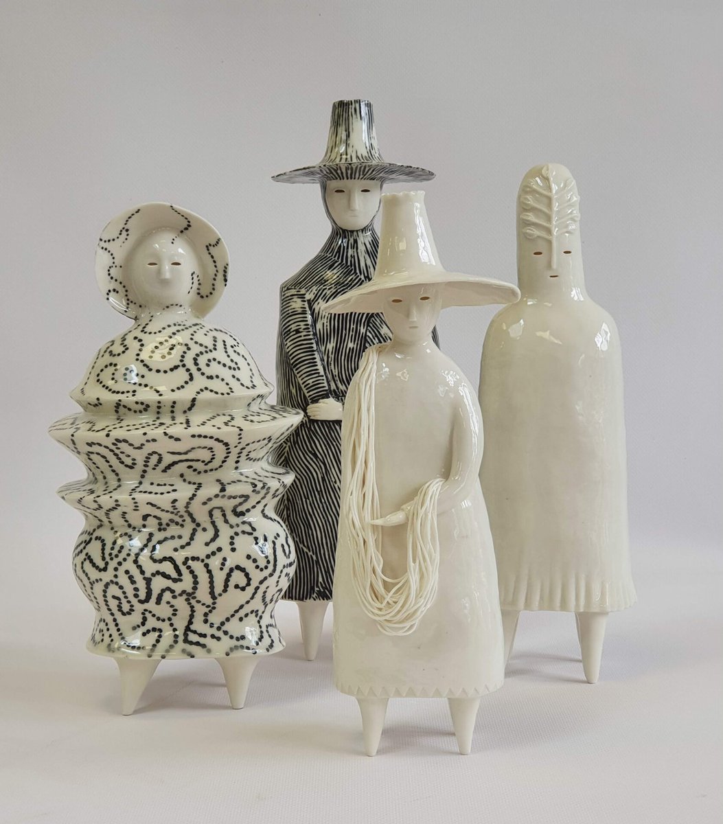Sophie Woodrow, contemporary ceramics artist who creates odd ceramic figures #womensart