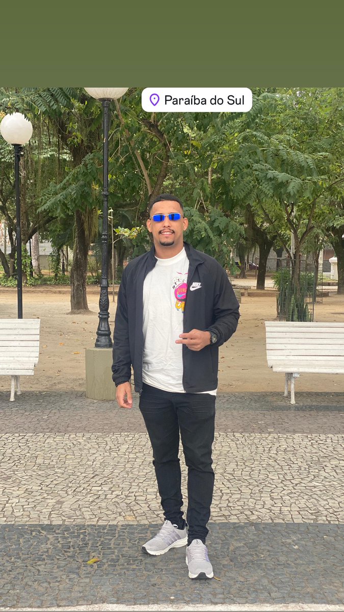 AlexanderBJr2's tweet photo. Destemido vivendo um sonho 🏆💈🇧🇷 https://t.co/YKTWKeydK8