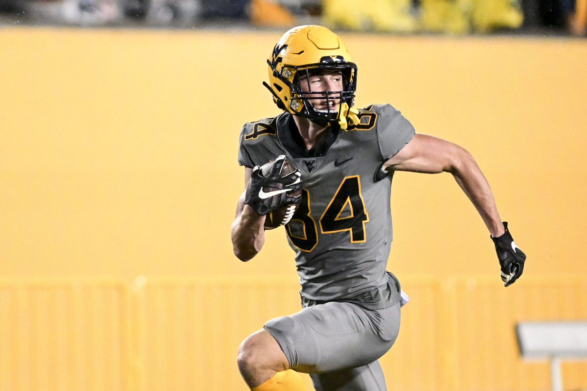 GiacomoHunter's tweet image. After a great conversation with @CoachKoonz!! I am blessed to receive an opportunity to play @WVUfootball!!