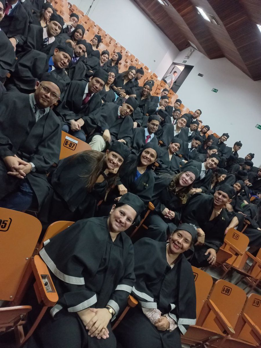 campusb's tweet photo. La #USB celebró graduación de nuevos profesionales. Culminando exitosamente el período académico abril-julio #2024, despidiendo a una nueva generación de profesionales en un acto solemne realizado el pasado 19 de julio.
#CampusUsb https://t.co/74AQGeCeyY