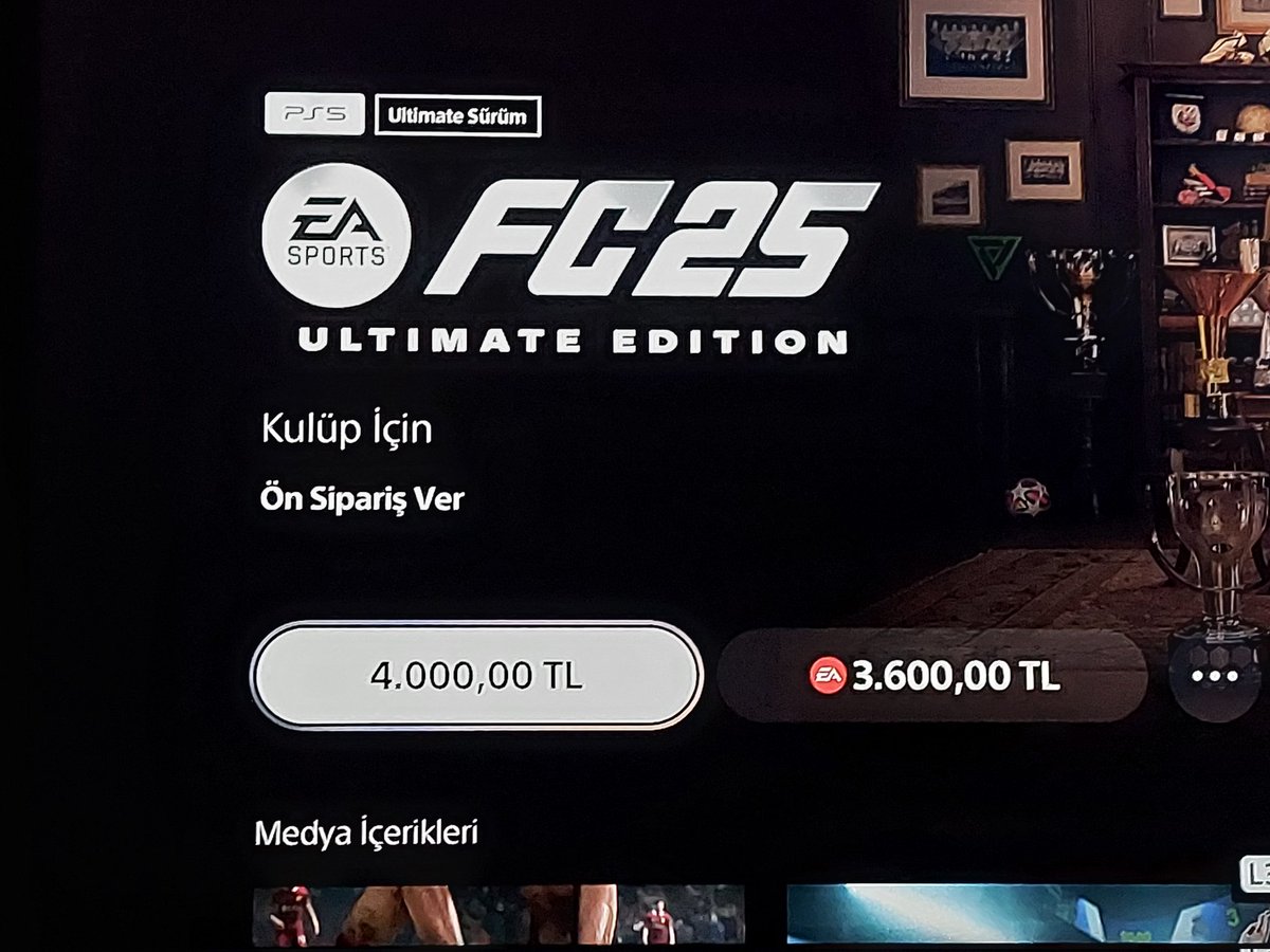 Anaskim bu ne 😡 ortam iyice keraneye dönmüş mk ya 😤 hadi neyse fifa bu bi önceki oyunun nerdeyse kopyası vs. Ama keşke bu fifa ile kalsa.