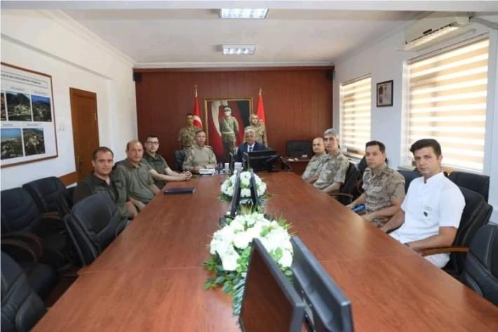 22.07.2024 tarihinde 4. Bölge Müdürlüğümüz ve T.C. İçişleri Bakanlığı Jandarma Genel Komutanlığı Foça Jandarma Komando Eğitim Komutanlığı arasında Yaban Hayvanı Üretimine İlişkin İşbirliği Protokolü imzalanmıştır.