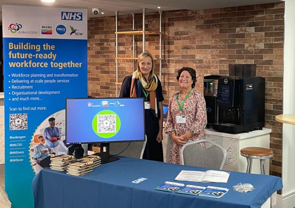 NHSmidslancs's tweet photo. Discover key trends from the NHS Employers Strategic Workforce conference in our  blog post.

Click here to read: https://t.co/gVgZto9lQn

#NHSLongTermPlan
#OrganisationalDevelopment
#WorkforceOptimisation
#SocialCareIntegration https://t.co/Oy7JIc1Ey4