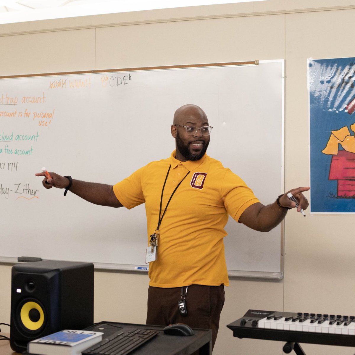 savethemusicfdn's tweet photo. Big love to @MMusInitiative! 🎶✨ Together, we've supported 2 schools in @MSCSK12Shelby, offering hands-on mentorship to our J Dilla Music Tech teachers. Check out our visit to @OakhavenHawks with Mr. Jones, who’s been rocking his lessons thanks to MMI’s coaching! #MemphisMusic https://t.co/ODvfpD5hpY