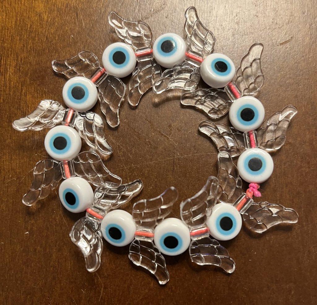 meatflavors's tweet image. 🪽biblically accurate Kandi raffle!!🪽

1st place - glass bead bracelet 
2nd place - plastic bead bracelet 

TO JOIN:
🔄 RT + ☑️ follow
🗨️ reply with ur fave song lately for an extra entry :3 
✨ENDS: 8/8!✨