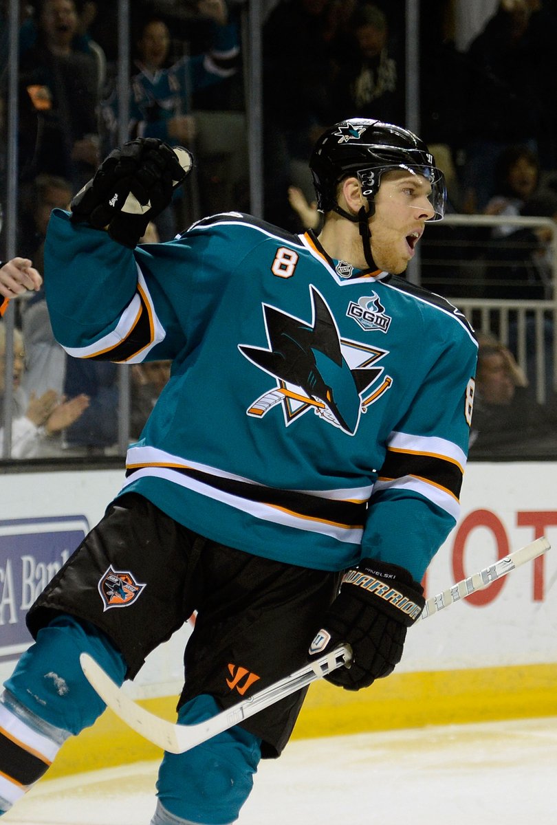 A BIG thank you to Joe Pavelski for 13 years in Teal 🦈🩵

Congrats on an incredible career, <a href="/jpav8/">Joe Pavelski</a>!