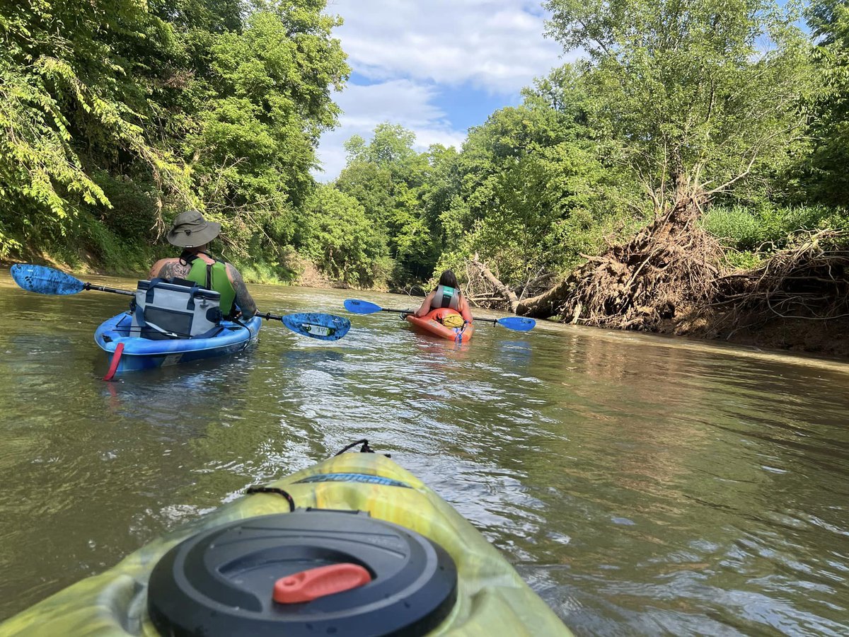 🛶 Doing the summer thing! 12 miles or 2, any time on the water is a good time!
📷: @Merrellmcb

#kayaking #outdoors #adventure #riverlife #visitclarksvilletn #tnvacation #tennessee #water #summer