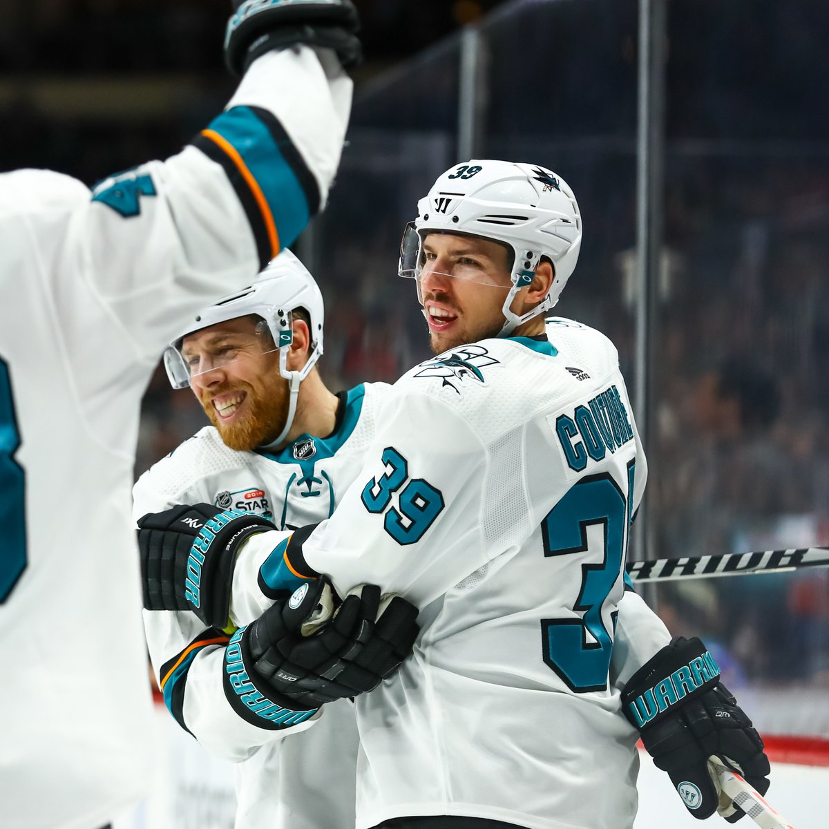 SanJoseSharks's tweet photo. A BIG thank you to Joe Pavelski for 13 years in Teal 🦈🩵

Congrats on an incredible career, @jpav8! https://t.co/oouQYm7DkY