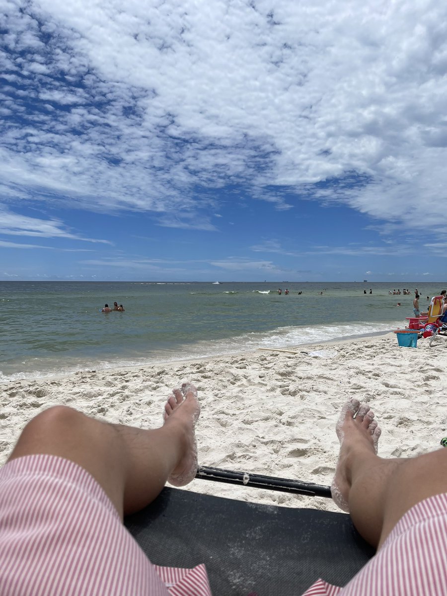 EBurnette88's tweet photo. Trying to give the godless state of Alabama a little class by listening to @Jon__Reed @Cody__McClure https://t.co/ouE9SOJd4w