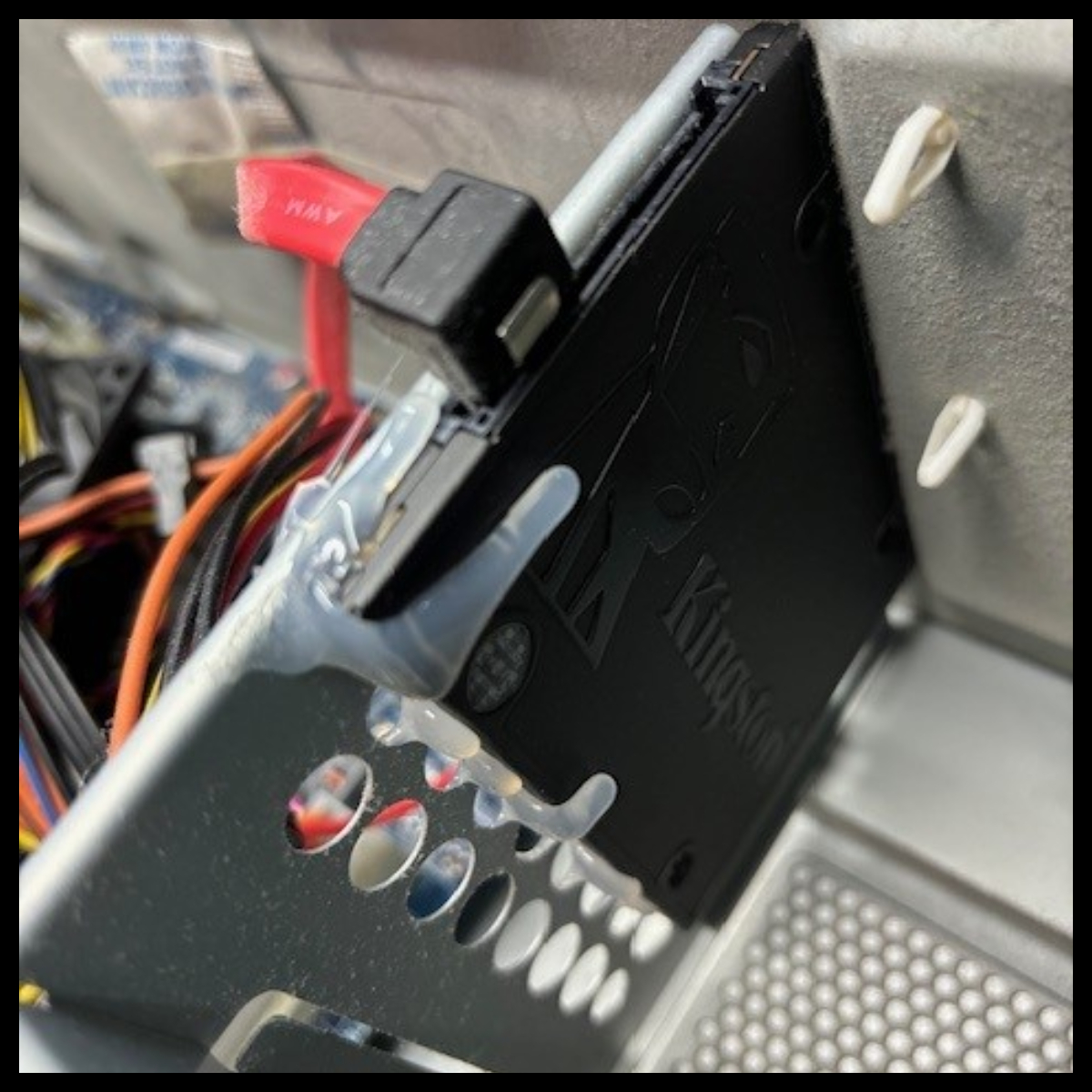 SmartBristol's tweet image. If it works, it works, but certainly not how we would do this upgrade though! 😉

For all repairs and upgrades, contact us on 📞 0117 986 1000

#pcrepairs #pcupgrades #bs31business #local