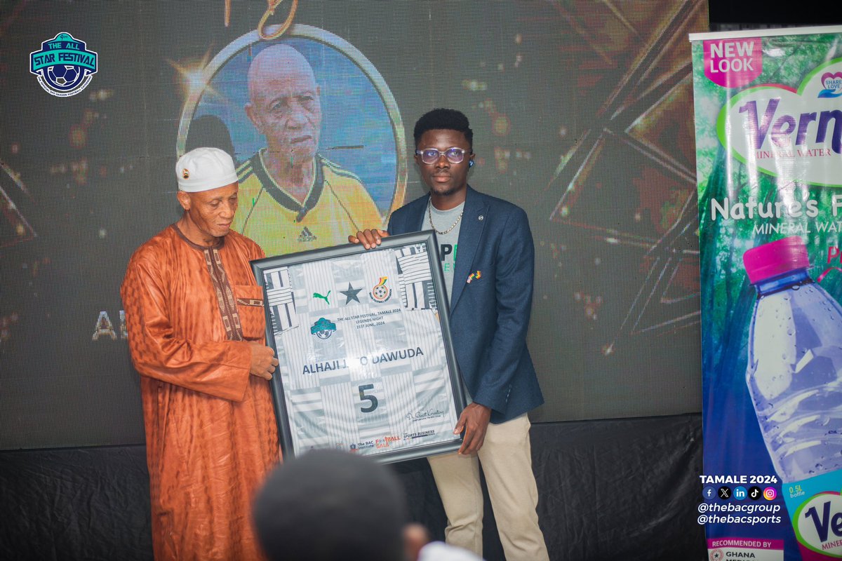 thebacgroup's tweet photo. Alhaji Ahmed Dawuda Jato was honoured at the All Star Festival 2024 Legends Night, in Tamale.
A true legend who is fondly remembered by those who watched across league centers in Ghana in the 1970’s and 1980’s.
#AllStarFestival2024 #LegendNight https://t.co/g6AOqhExSt
