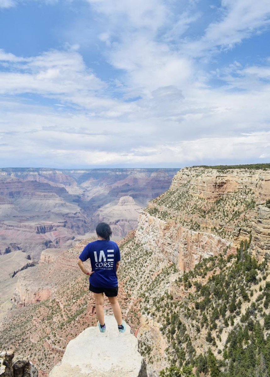 IAE_Corse's tweet photo. [👕𝗜𝗔𝗘 𝗜𝗡 𝗚𝗜𝗥𝗨🇺🇸] 

Le tour du monde continue 🌎

📍 Grand Canyon National Park, Arizona, United States of America ⛰️

@UnivCorse 
@IAEFRANCE https://t.co/xkbomBFKki