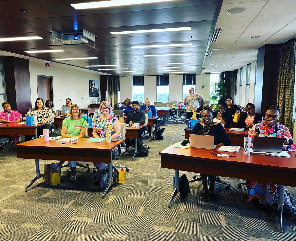 Original6Found's tweet photo. Thanks to the principals and #O6Afterschool coordinators who attended our inaugural O6 Afterschool Coordinators meeting! The Foundation’s O6 Afterschool program is being utilized by 12 schools in 8 South Carolina counties. #afterschoolprogramsmatter #originalsixfoundation https://t.co/ZQLtCgOYCY