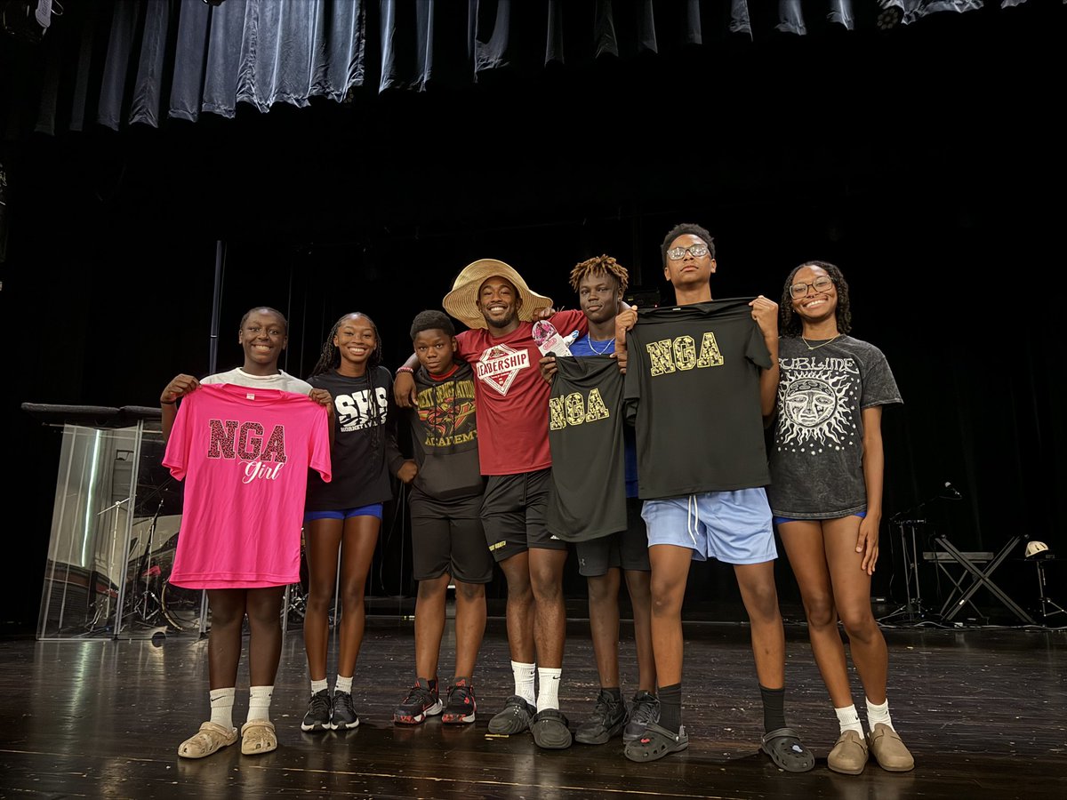 🗳️Our camp counselors voted for the 2024 summer camp Awards. 

Defenders Award(MVP)
Leader Award
Most improved 
Helper Award 

Congratulations to all of our award winners!

Age groups:
6-8
9-11
12-14