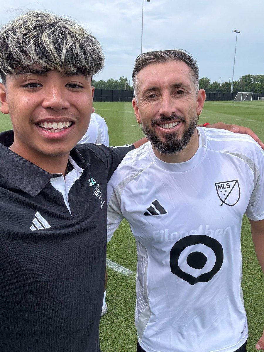 The stars have aligned! ✨ Catch our very own, Josh Sosa, in the @mlsnext All-Star game tomorrow! 🔵🔴

📅 7/23
⏰ 11:30 am ET
📺 mlssoccer.com/all-star/2024/…

 #BarçaResidencyAcademy | #MLSNEXTAllStar