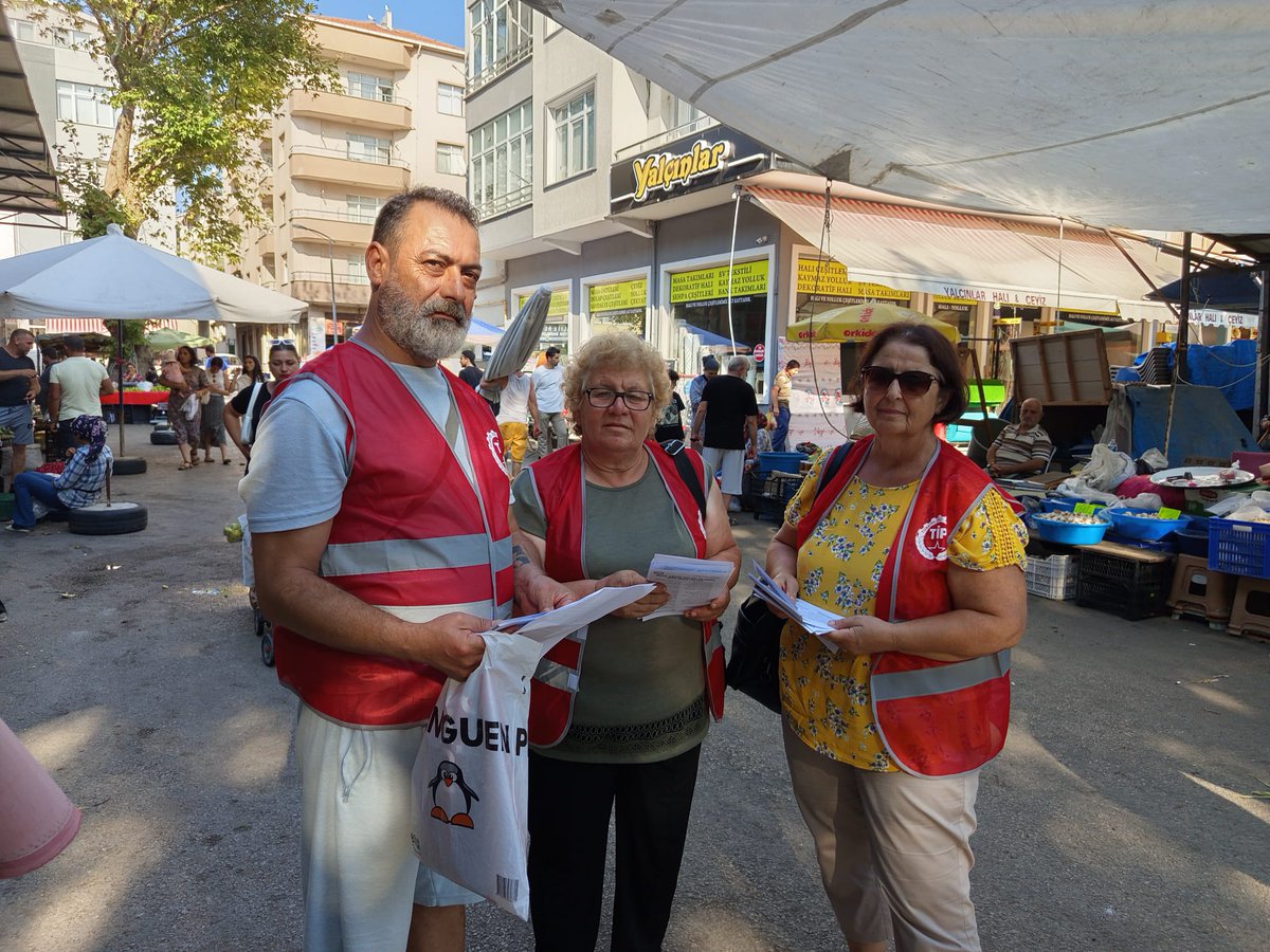 tipsinop's tweet photo. Patronların arkasındaki iktidardan, saray rejiminden, patronlara kepçeyle verilenin, silinen vergisinin, emeklinin emekçinin hakkından çalınanın, ne varsa hepsinin hesabını soracağız.
Bugün #Sinop pazaryerindeydik.
@tipgenelmerkez 
@TipEmek https://t.co/uuq5PyG6Xt