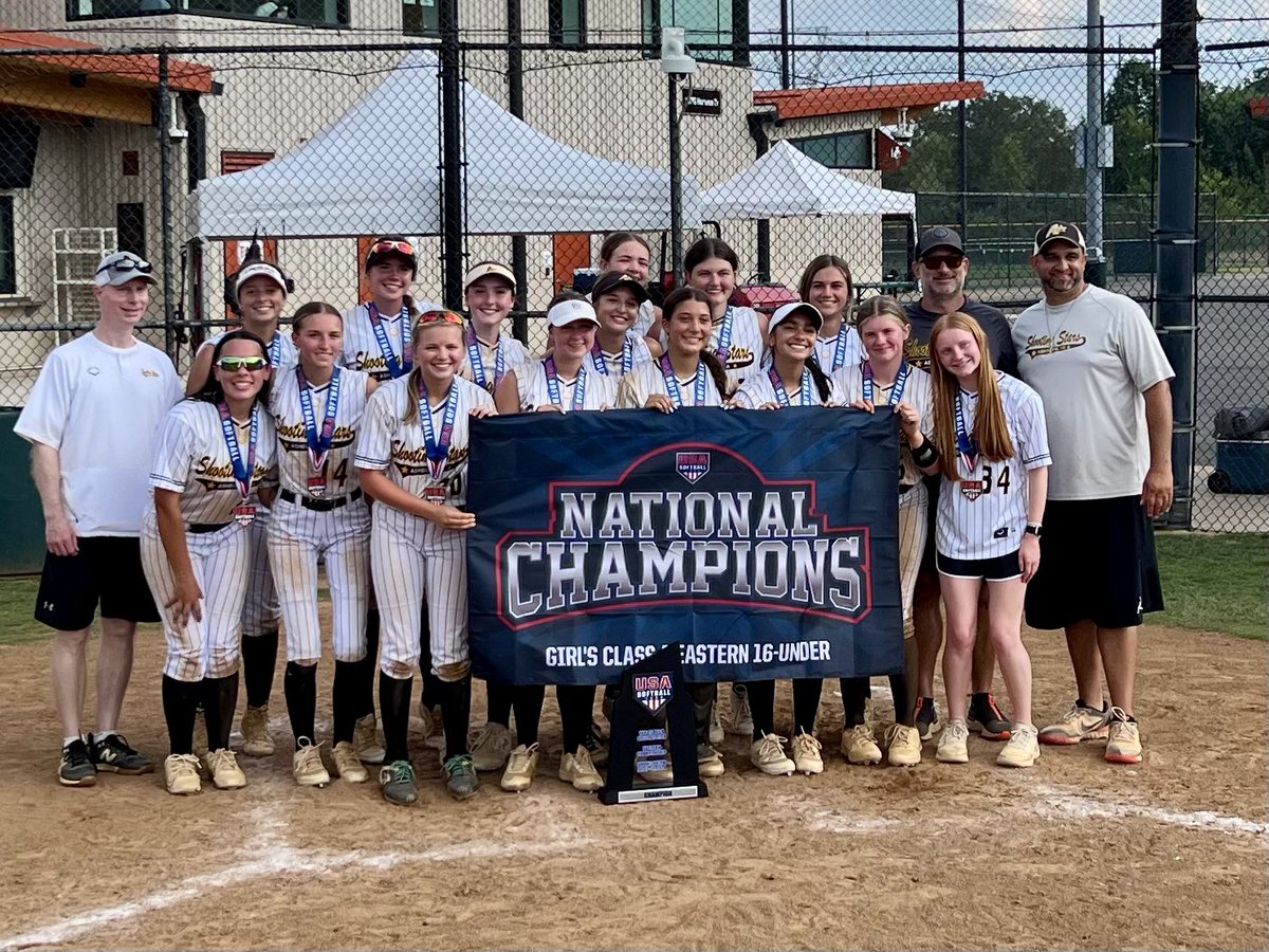 NatalieGroft's tweet photo. Thank you to @SStars2025 for letting me play with you this summer! No better way to finish the season than a win at Nationals! Thankful for the opportunity to come in and close out the last few innings of the championship game and get the last out! https://t.co/CoQpihJ5EC