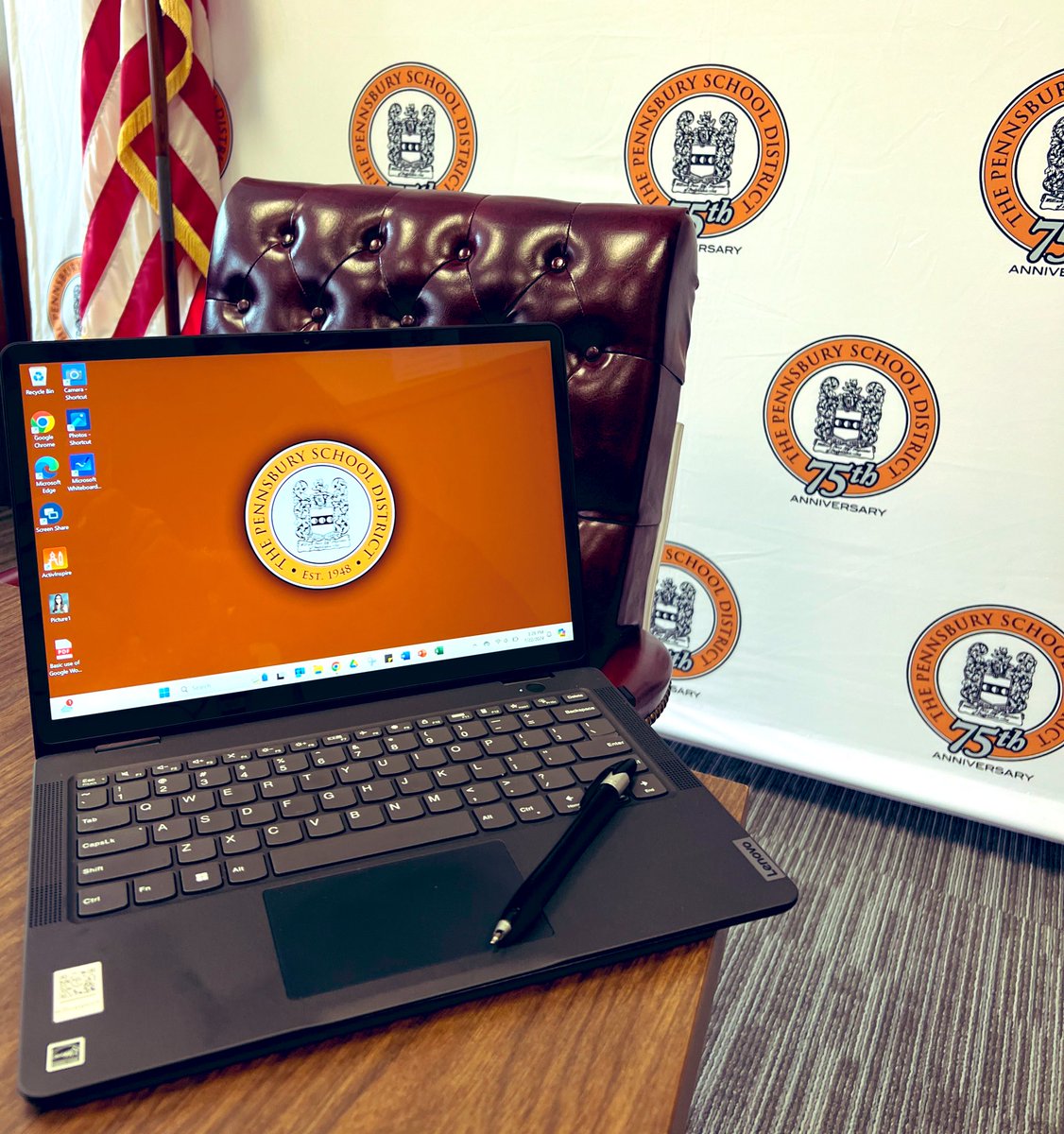 Lindsay Toub Byck tweet media