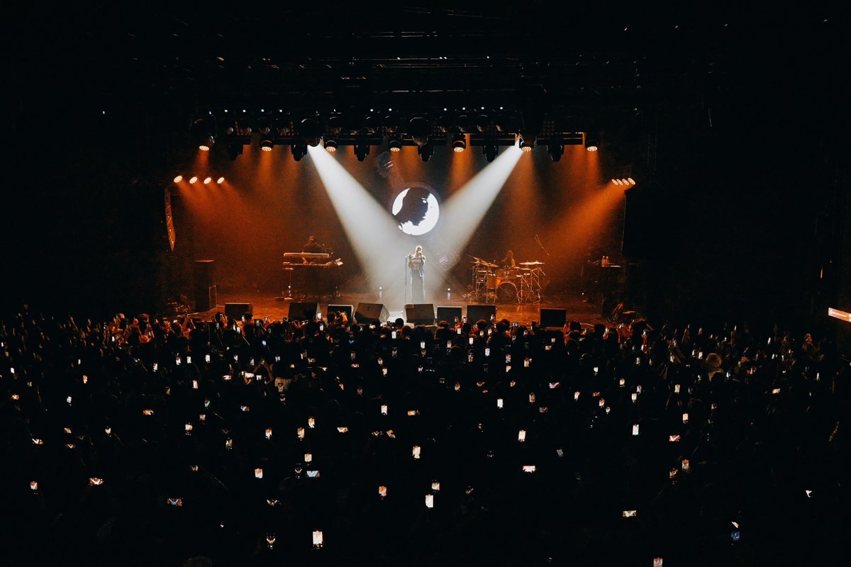 NIGHT 2 - CHENGDU

For your ultimate love and patience, thankyou Chengdu. I will be back and know that I love and appreciate every single person inside and out that room. 🤍🏇 

Forever in your debt.