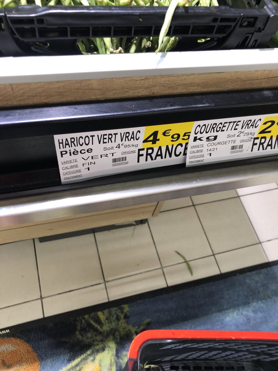 Heliocknan's tweet photo. @intermarche super 👍 
Bravo deux fois: une fois pour le prix et la deuxième pour la qualité! Un SANS FAUTE pour ces #JOParis2024 :)

#conso #frais #prix #france https://t.co/J3ApeaUnn5