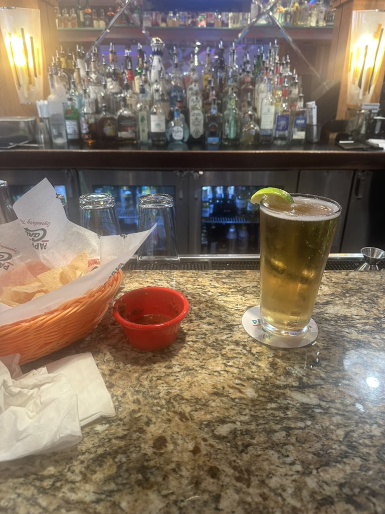 BockoCocko's tweet image. Airport beer top 3. And it is not 3 or 2