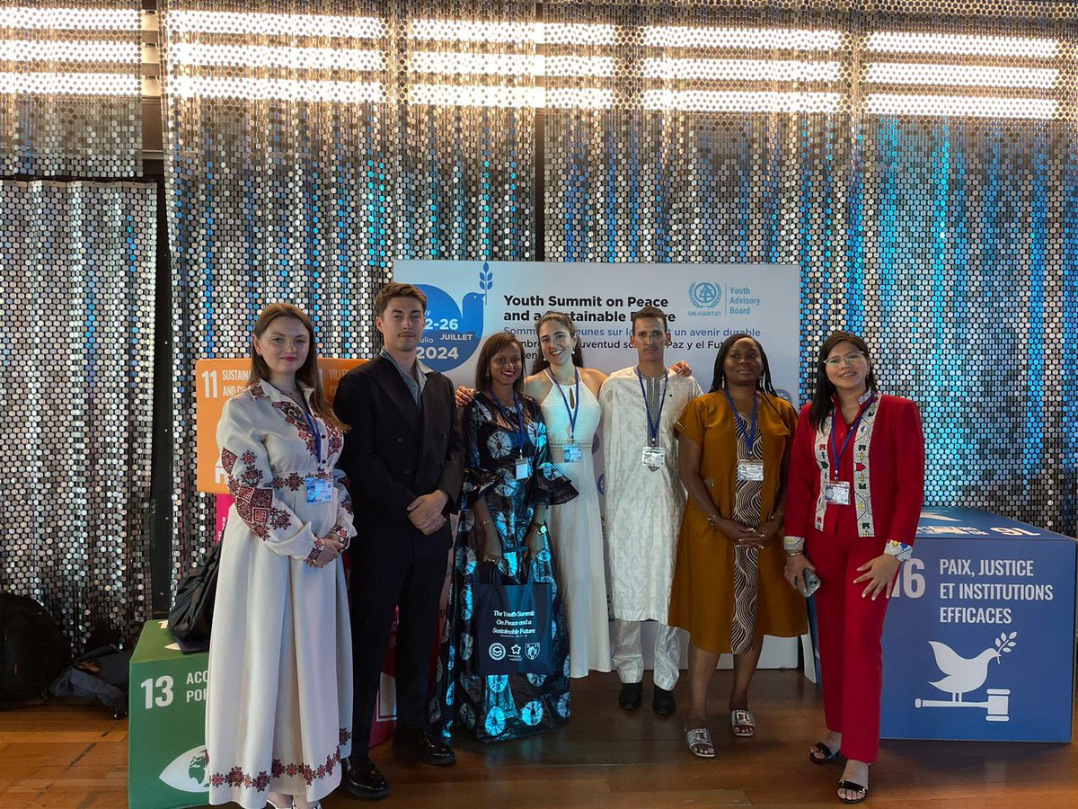 union_ukr_fr's tweet photo. Uliana Mosorko représente cette semaine l’Union des Ukrainiens de France et l’#Ukraine au « The Youth Summit on Peace and a Sustainable Future » https://t.co/55YTlBkYNh