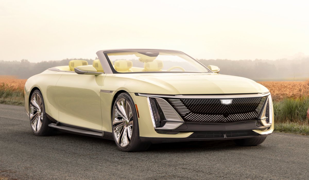 go2_cars's tweet image. Cadillac SOLLEI Concept: The Ultra Luxury 4-Seat Convertible
Video on YouTube 👉 youtu.be/yB19DhWKI9o
Join us as we explore the stunning design and luxurious interior  of this breathtaking concept car. 
#go2cars #CadillacSOLLEI #LuxuryConvertible