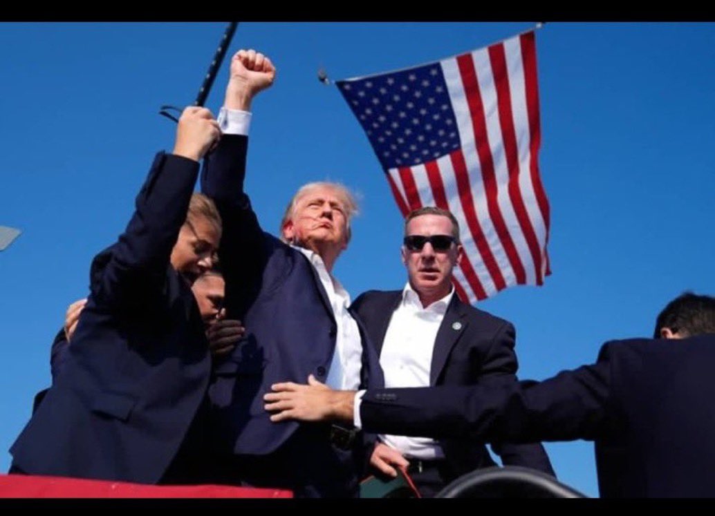 NixonStan12's tweet photo. Spread the word.

I’m with him. https://t.co/Uz7GkO6Z49