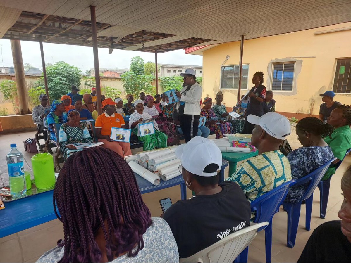 LSMOH's tweet photo. LAGOS, UNICEF COLLABORATE TO COMBAT CHOLERA IN BADAGRY LGAs

...Conducts Two-day Advocacy and Sensitization Visit to Badagry Communities

@followlasg @jidesanwoolu @drobafemihamzat @ProfAkinAbayomi @kemskis @UNICEF_Nigeria @HealthDistrictV @followlasg @gbenga_omo @LivinginBadagry https://t.co/Ks9xkxSCmH